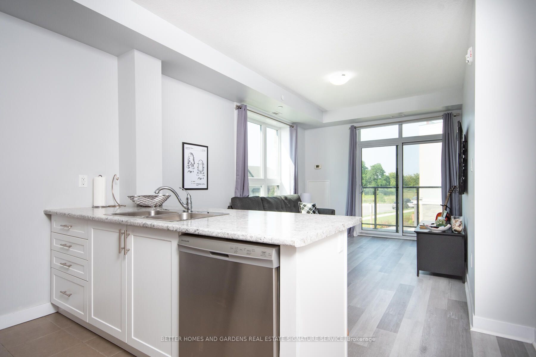 101 Shoreview Pl, #221