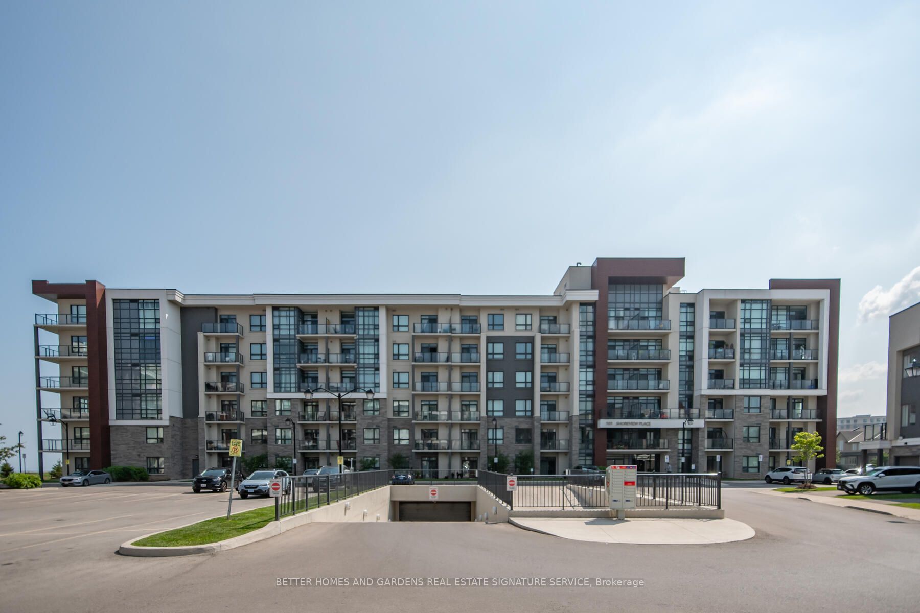 101 Shoreview Pl, #221