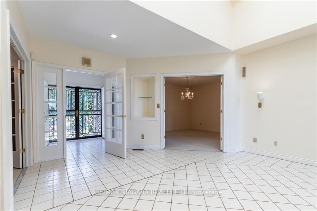 6811 Carmella Place