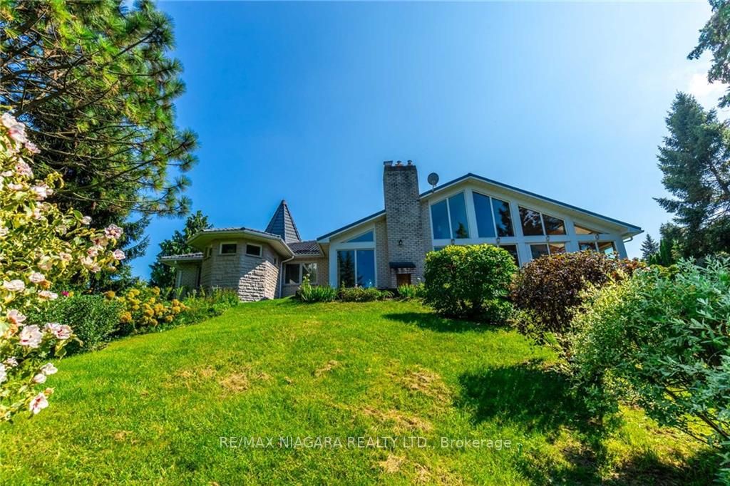 6811 Carmella Place