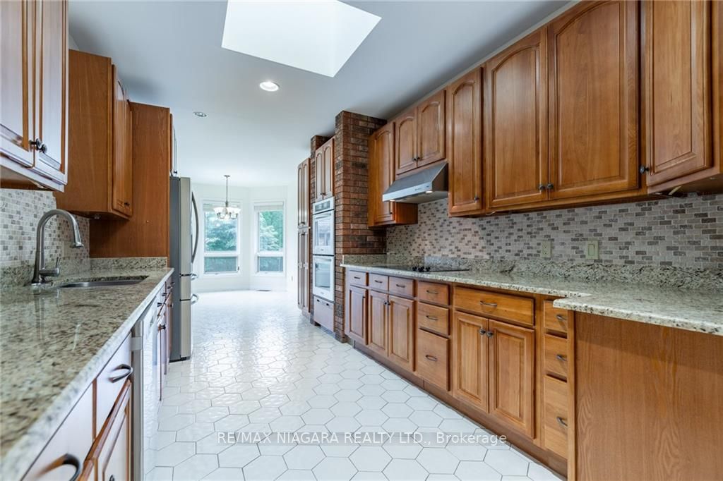 6811 Carmella Place