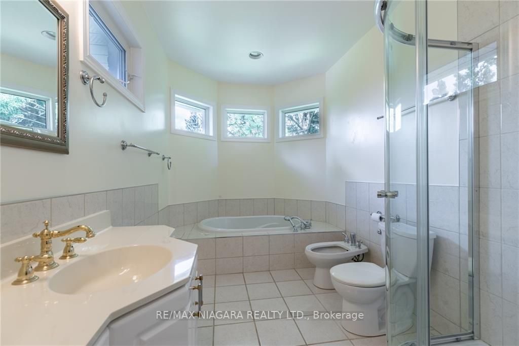 6811 Carmella Place