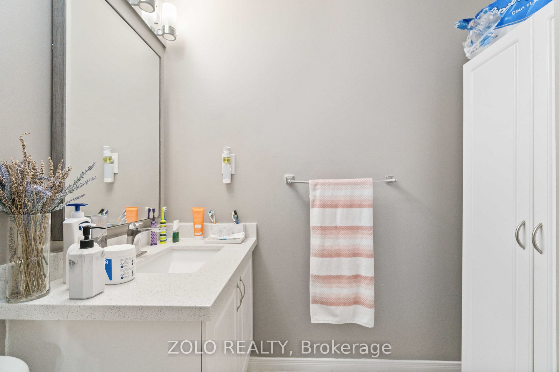 1523 Upper Gage Ave, #3