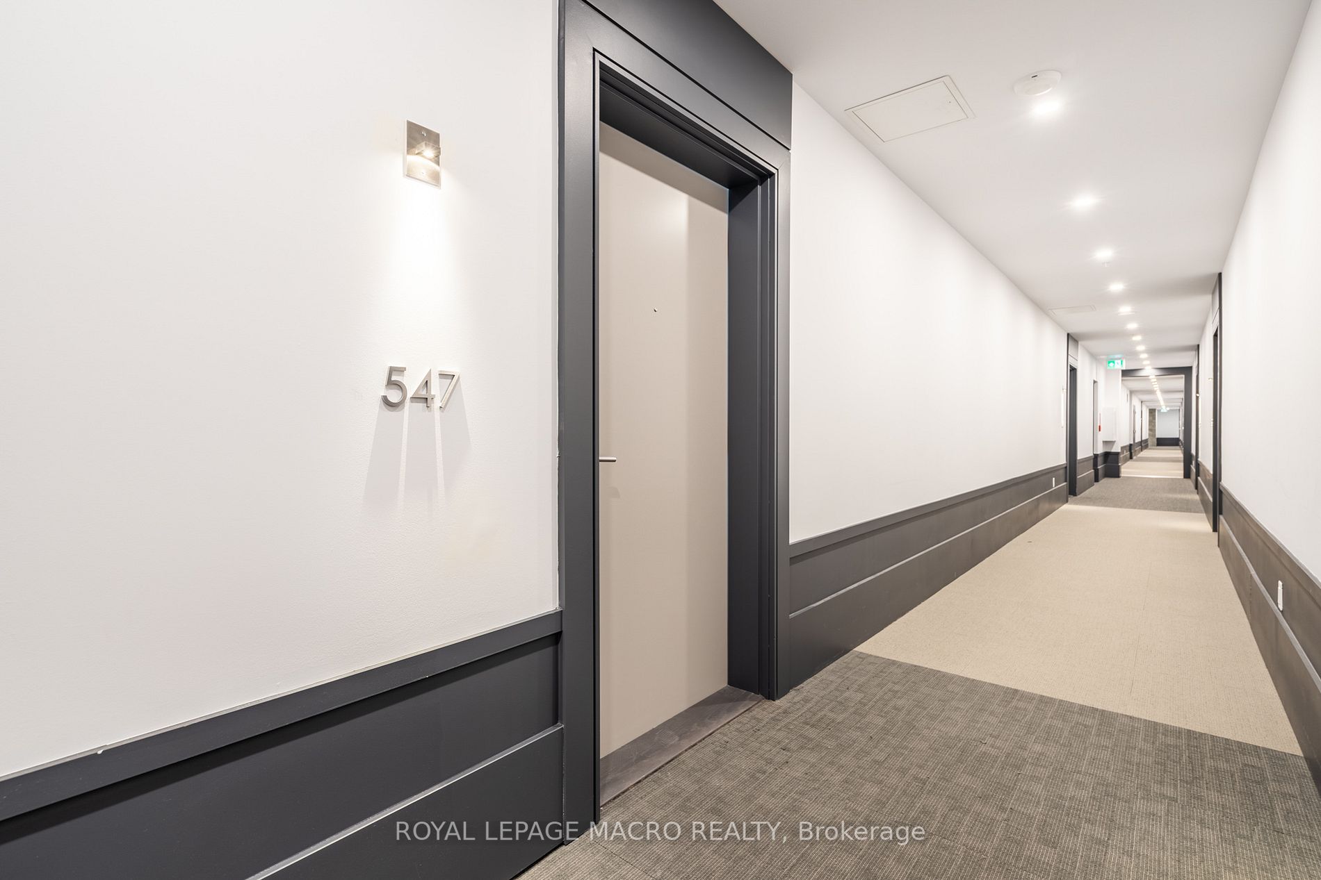 16 Concord Pl, #547