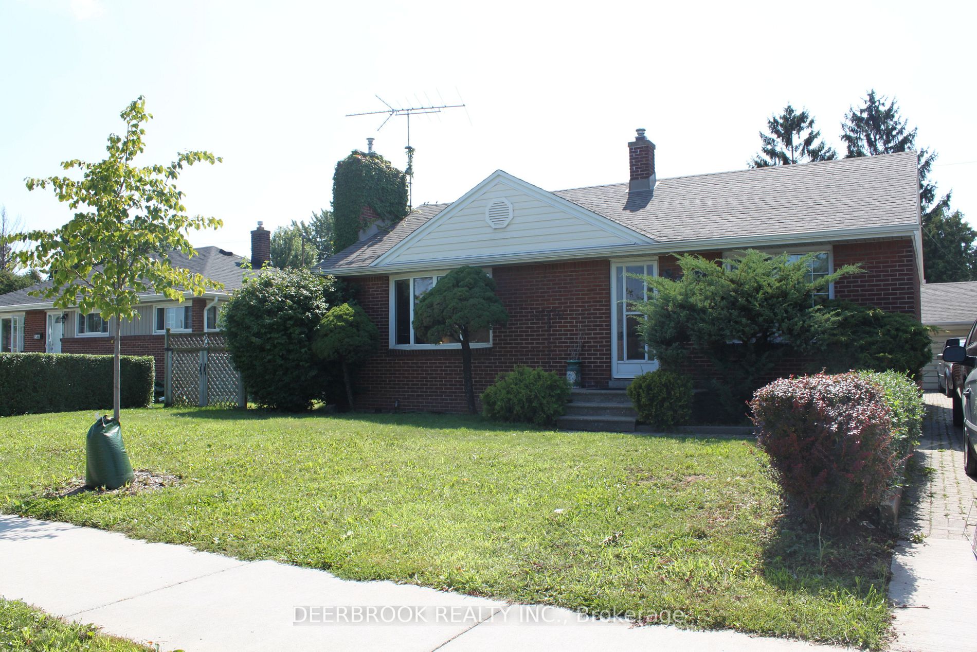 2485 Dominion Blvd