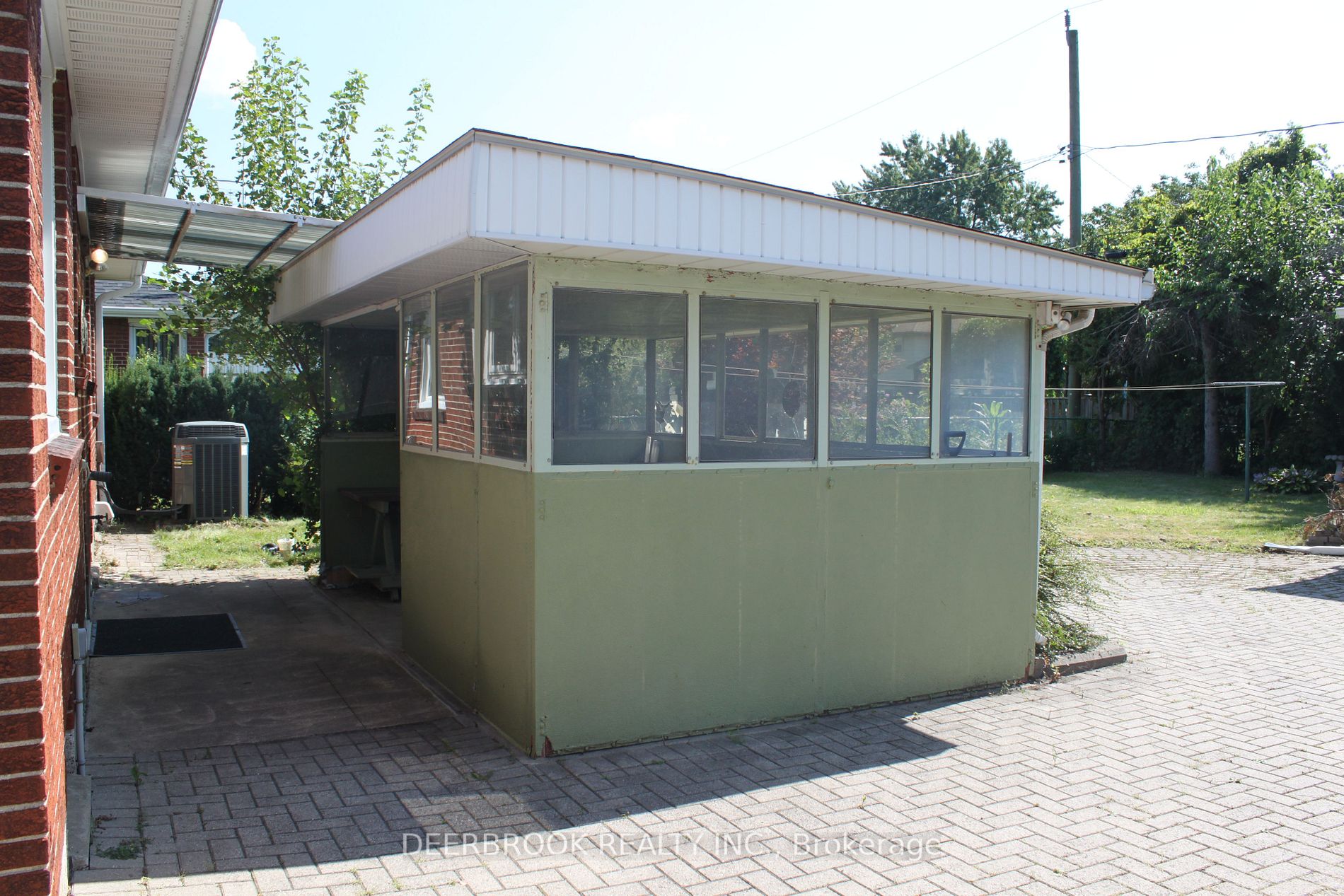 2485 Dominion Blvd