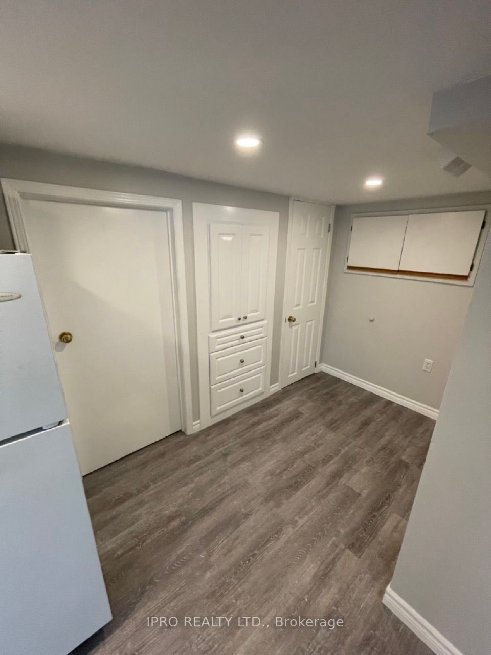 27 Berryman Ave