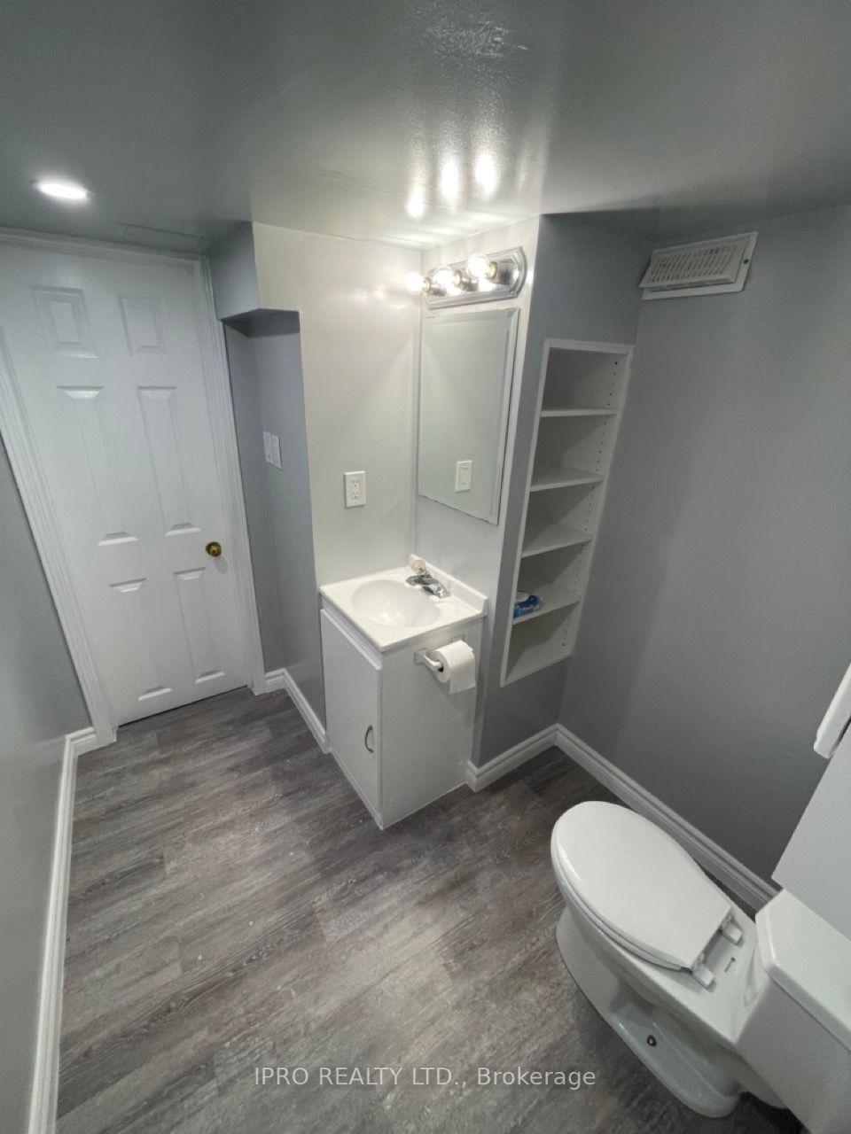 27 Berryman Ave