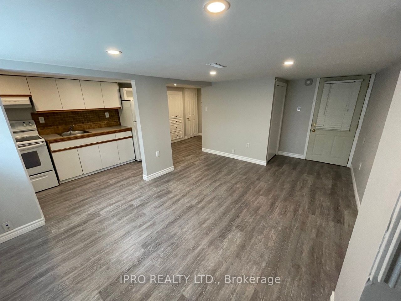 27 Berryman Ave