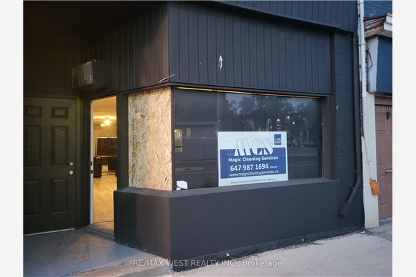 1131 Main St E
