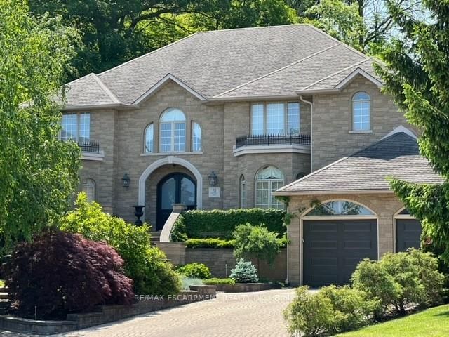51 Prestige Dr