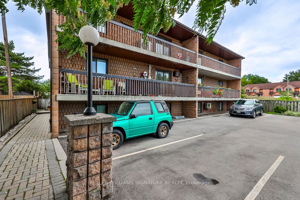 482 James Street N, #104