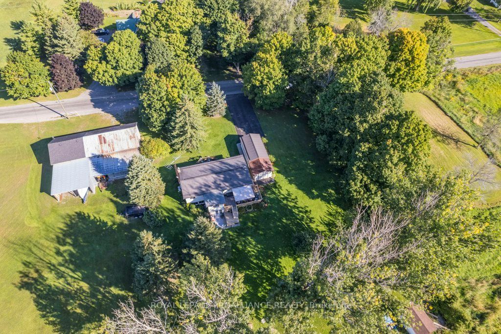 1097 Burr Rd