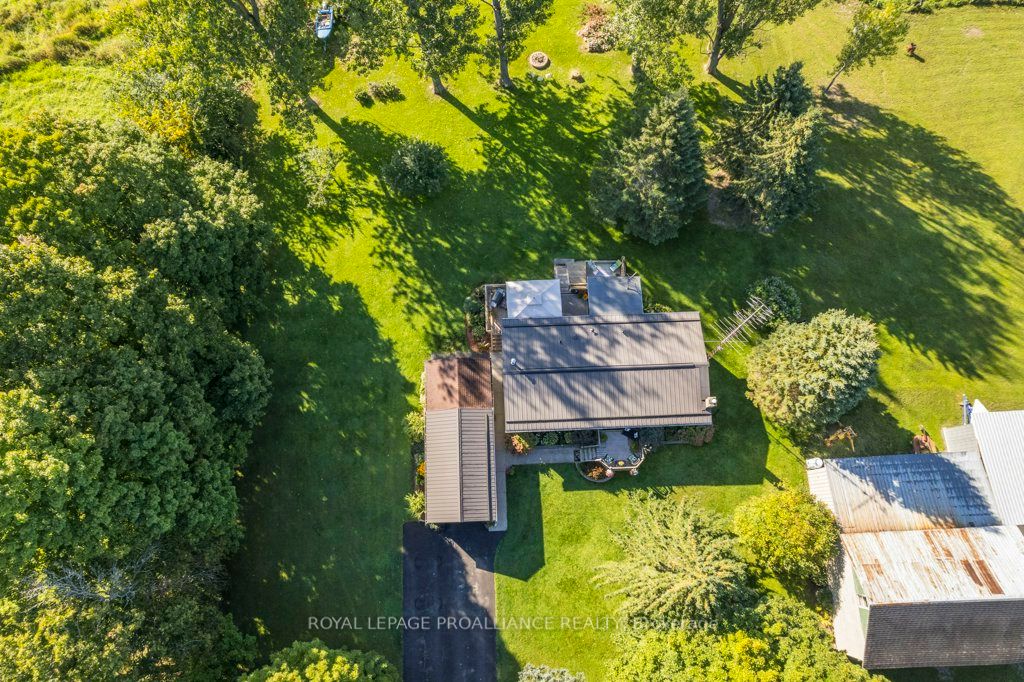 1097 Burr Rd