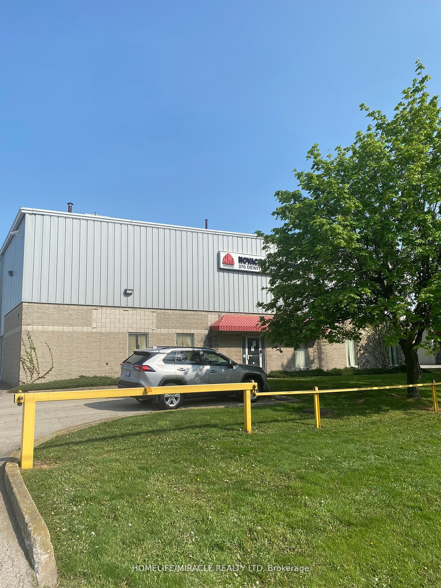 370 Dewitt Rd