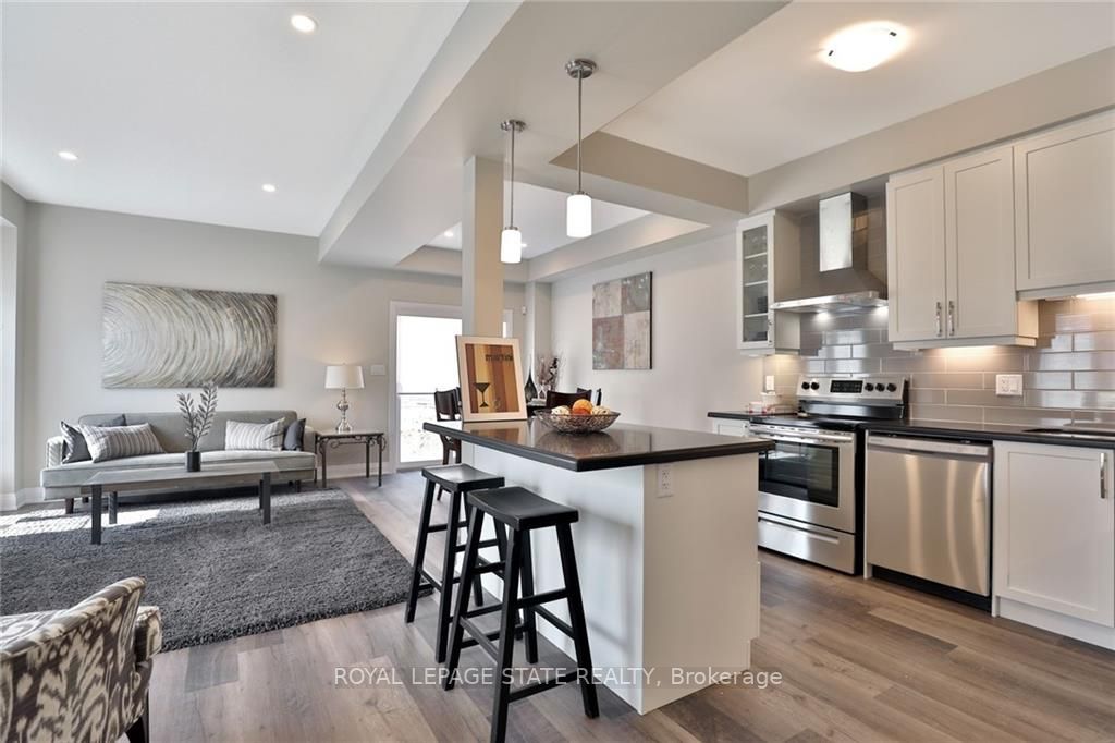 1 Garlent Ave W