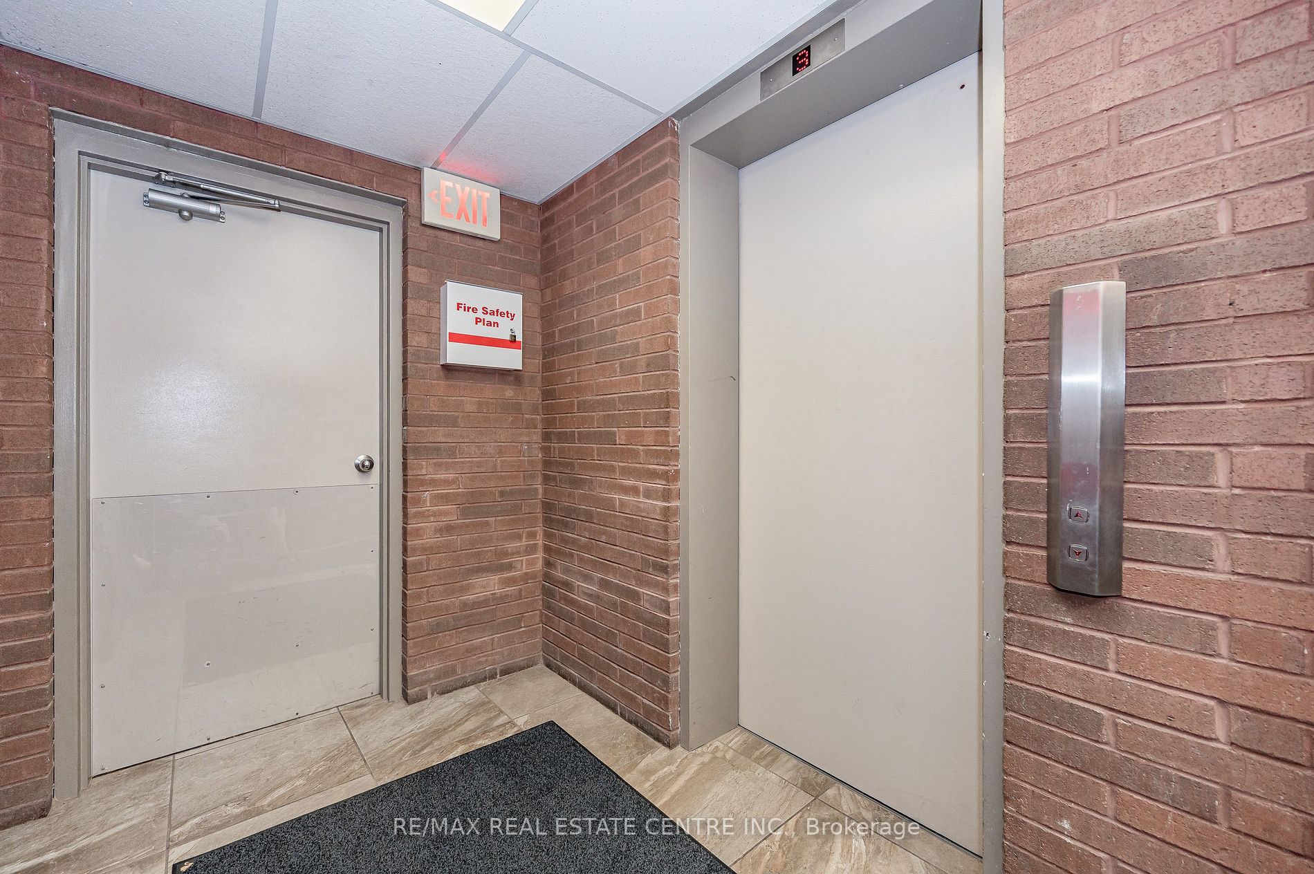 10 Ajax Street, #206