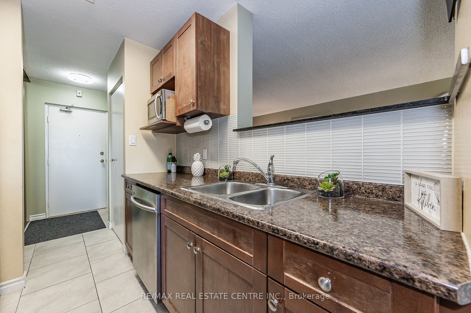 10 Ajax Street, #206