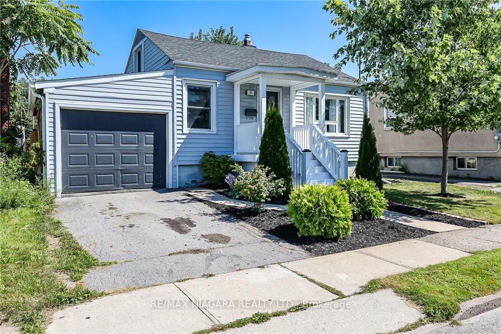 10 Sherbourne St