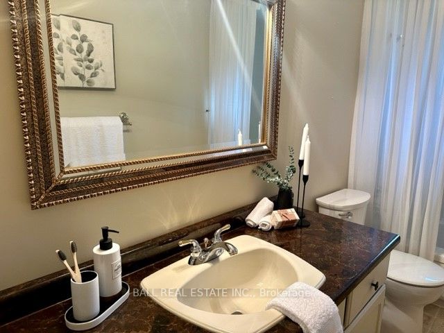 363 Country Club Circ