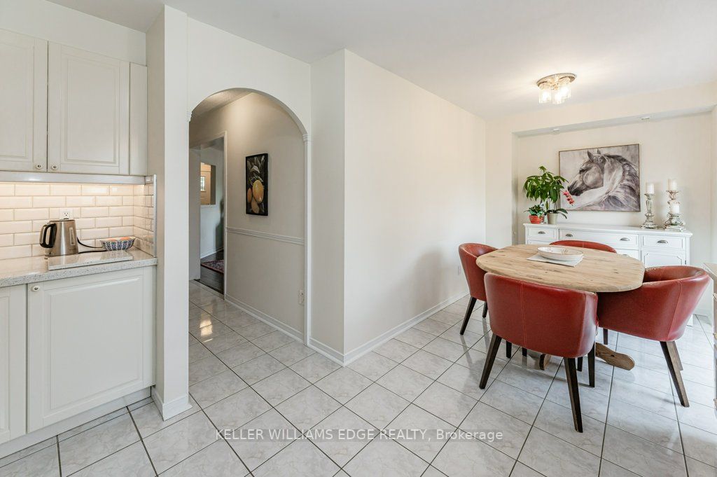 101 Harnesworth Cres