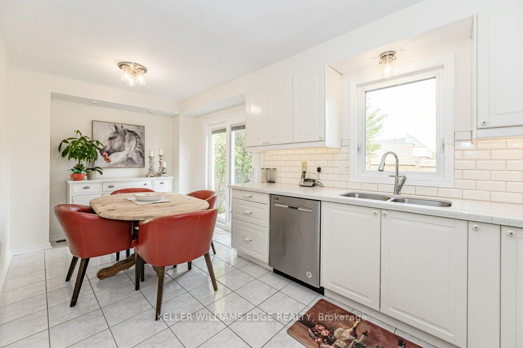 101 Harnesworth Cres