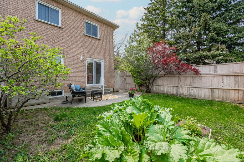 101 Harnesworth Cres