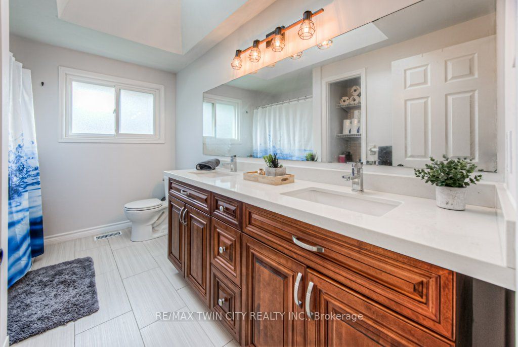 Listing X6784598 - Large Photo # 22