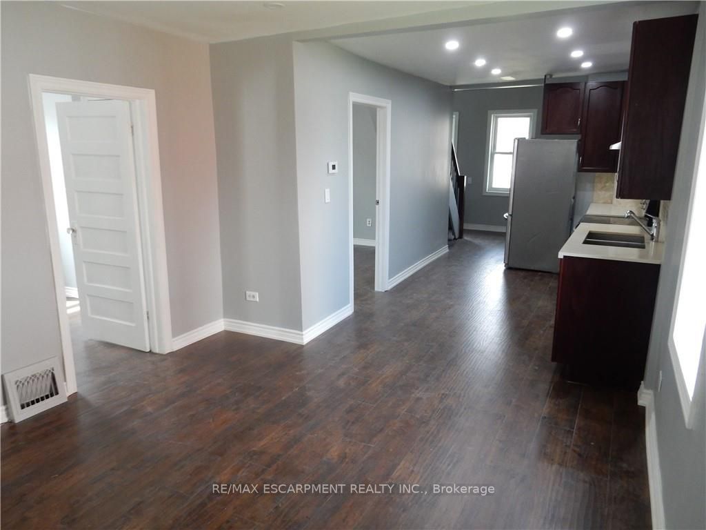 6139 Franklin Ave