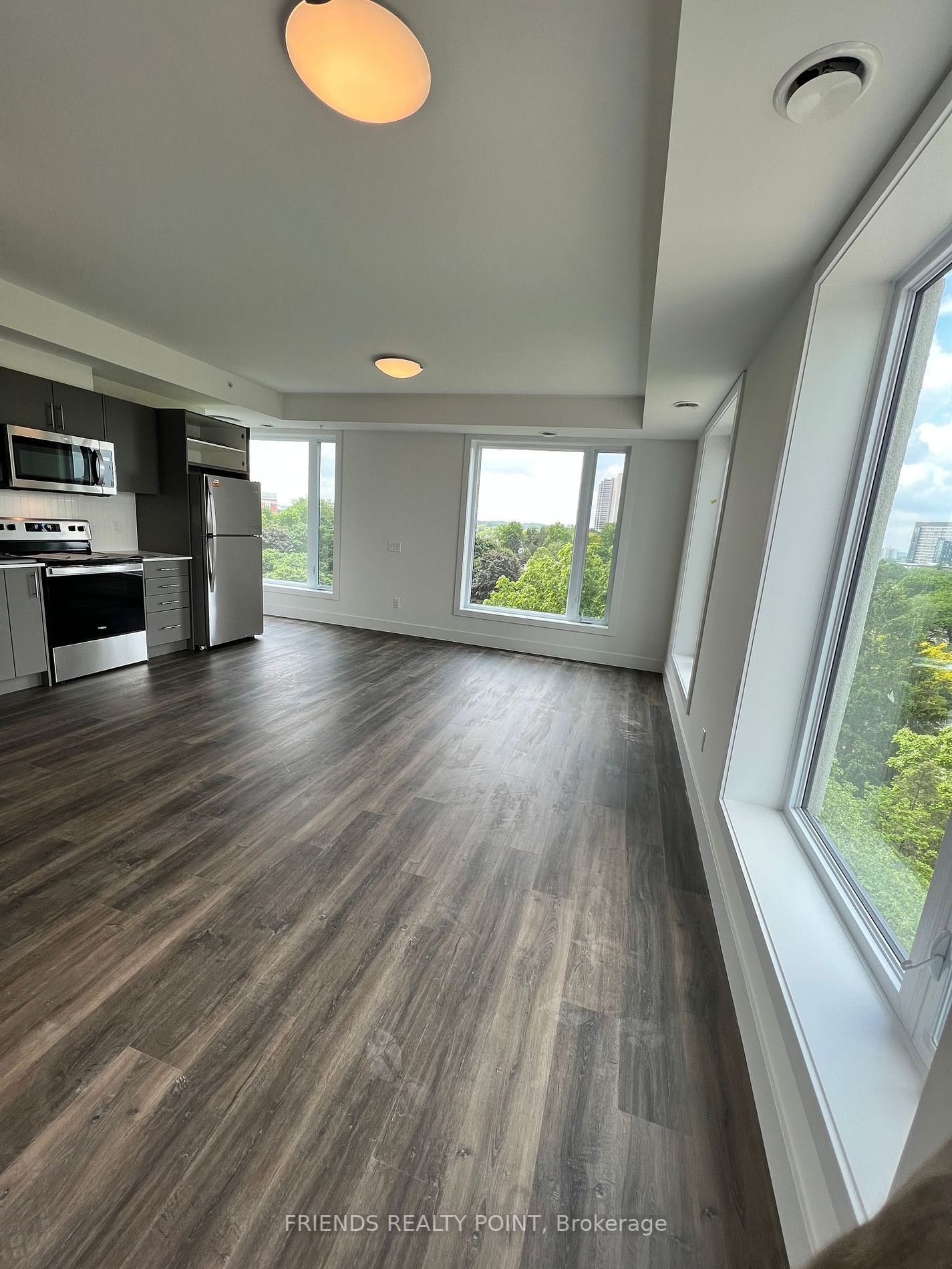 103 Roger St, #602