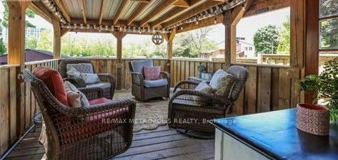 19 Elma St, #Main