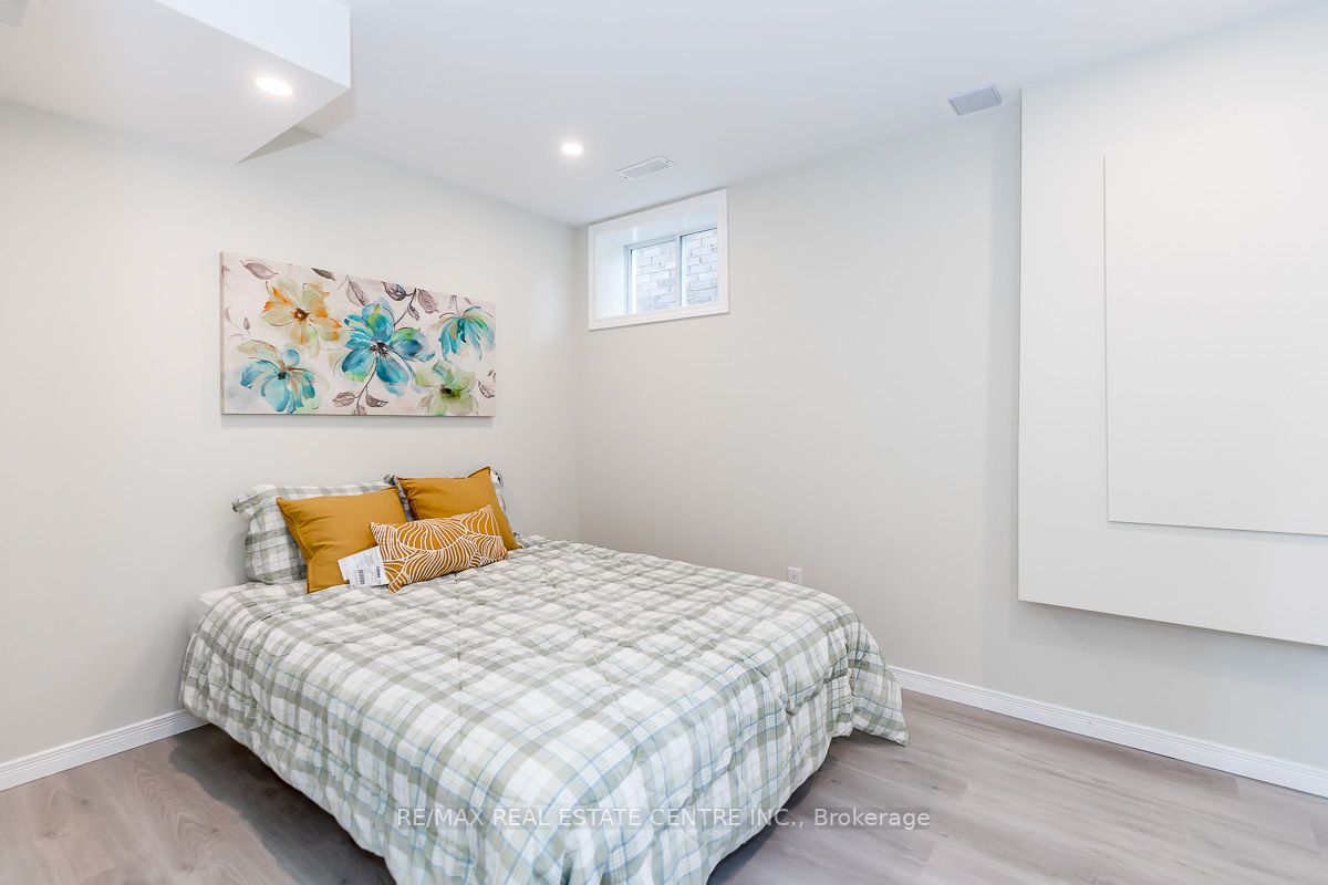1049 Rippingale Tr
