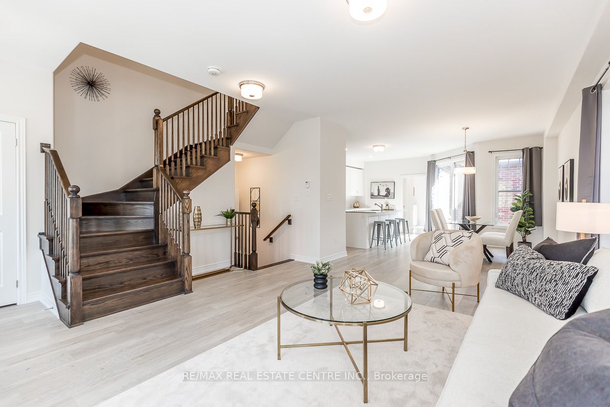 1049 Rippingale Tr
