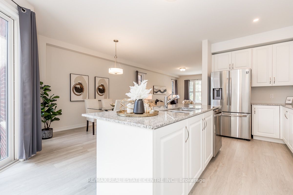1049 Rippingale Tr
