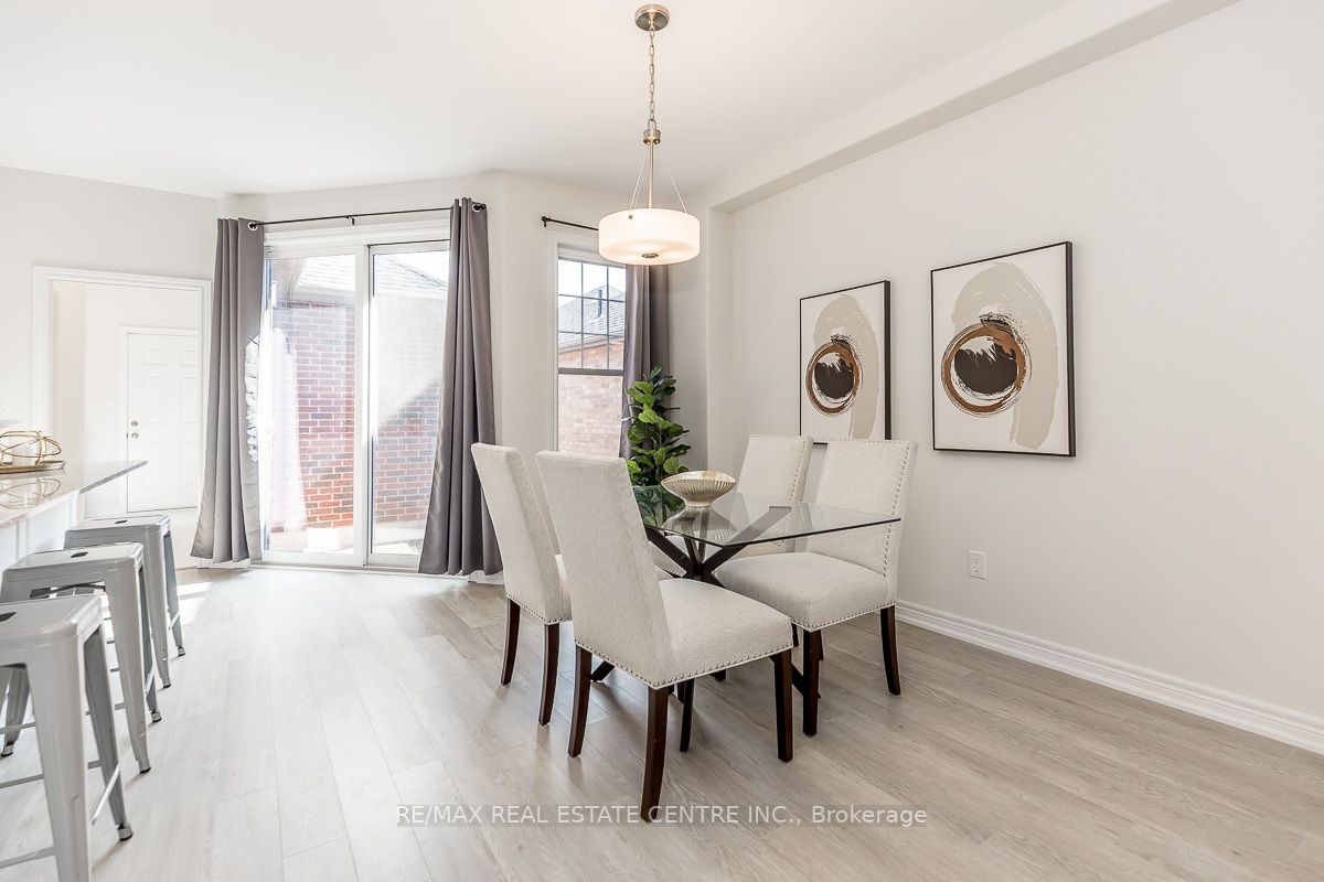1049 Rippingale Tr