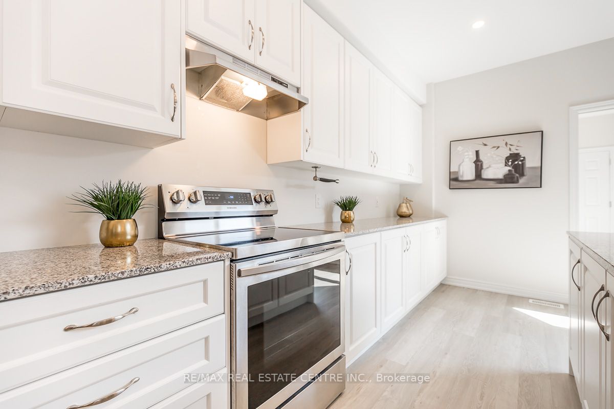 1049 Rippingale Tr