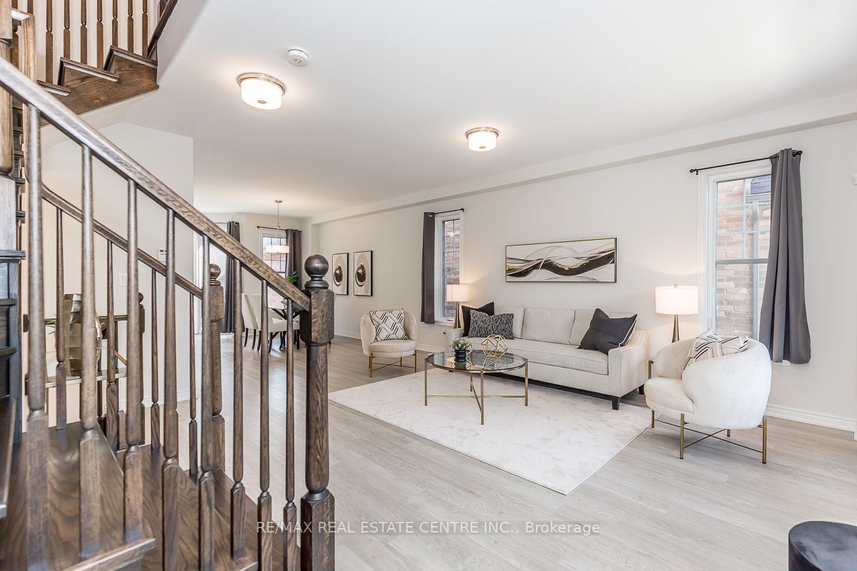 1049 Rippingale Tr