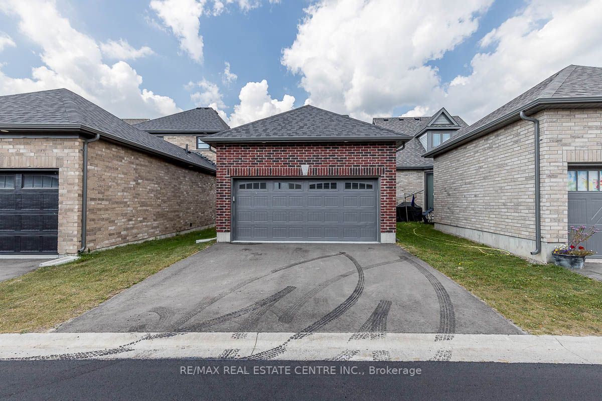 1049 Rippingale Tr