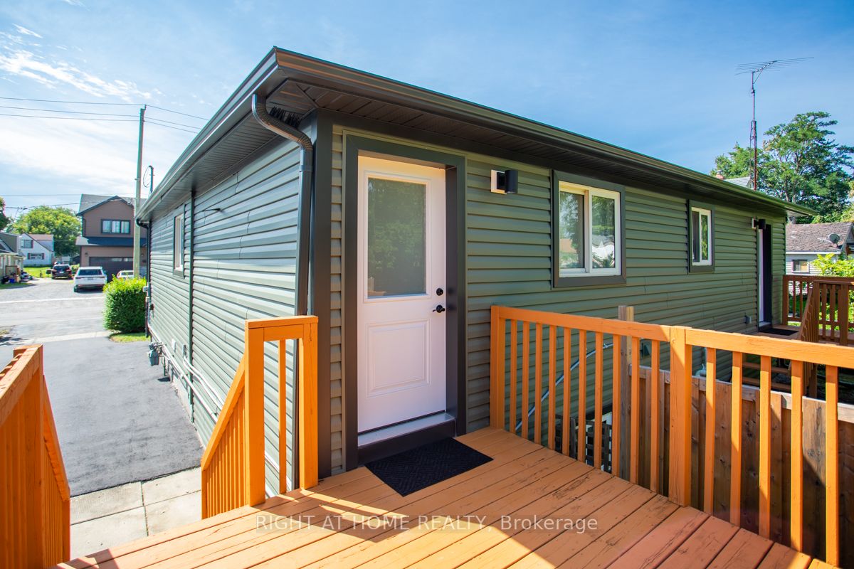 18 Bailey St