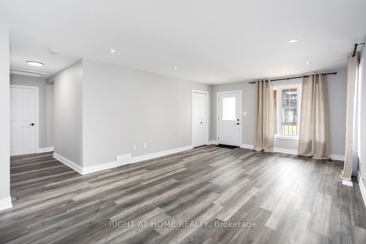 18 Bailey St