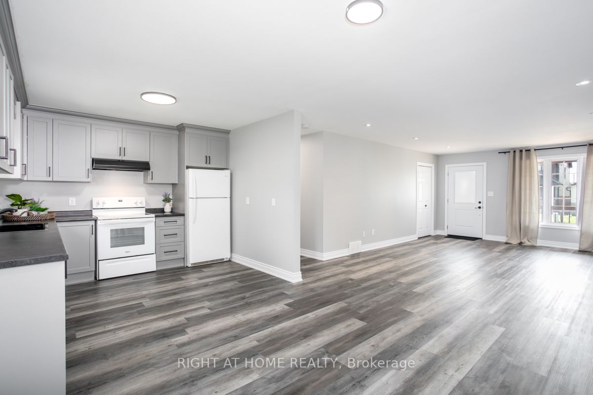 18 Bailey St