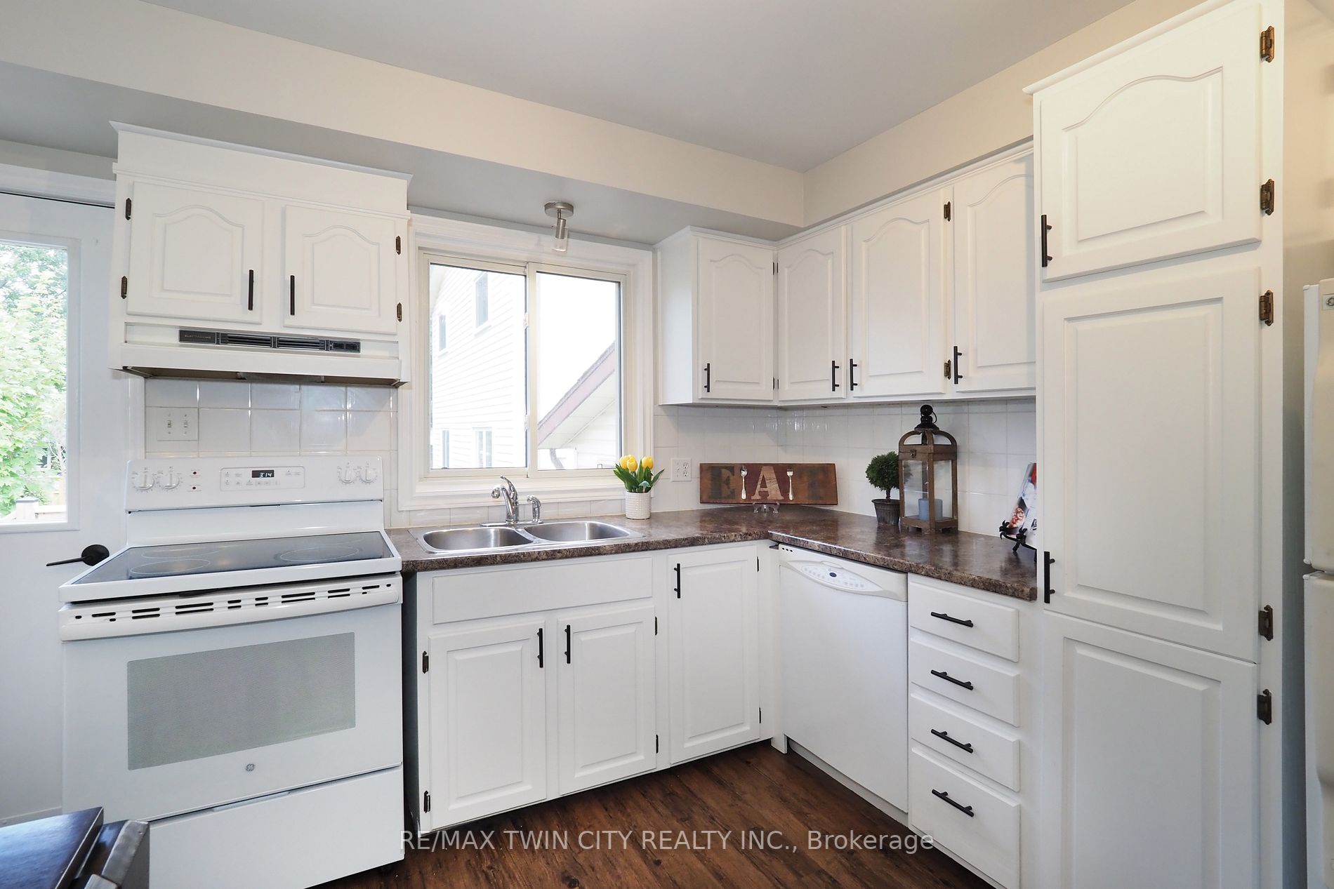 Listing X6787458 - Large Photo # 12