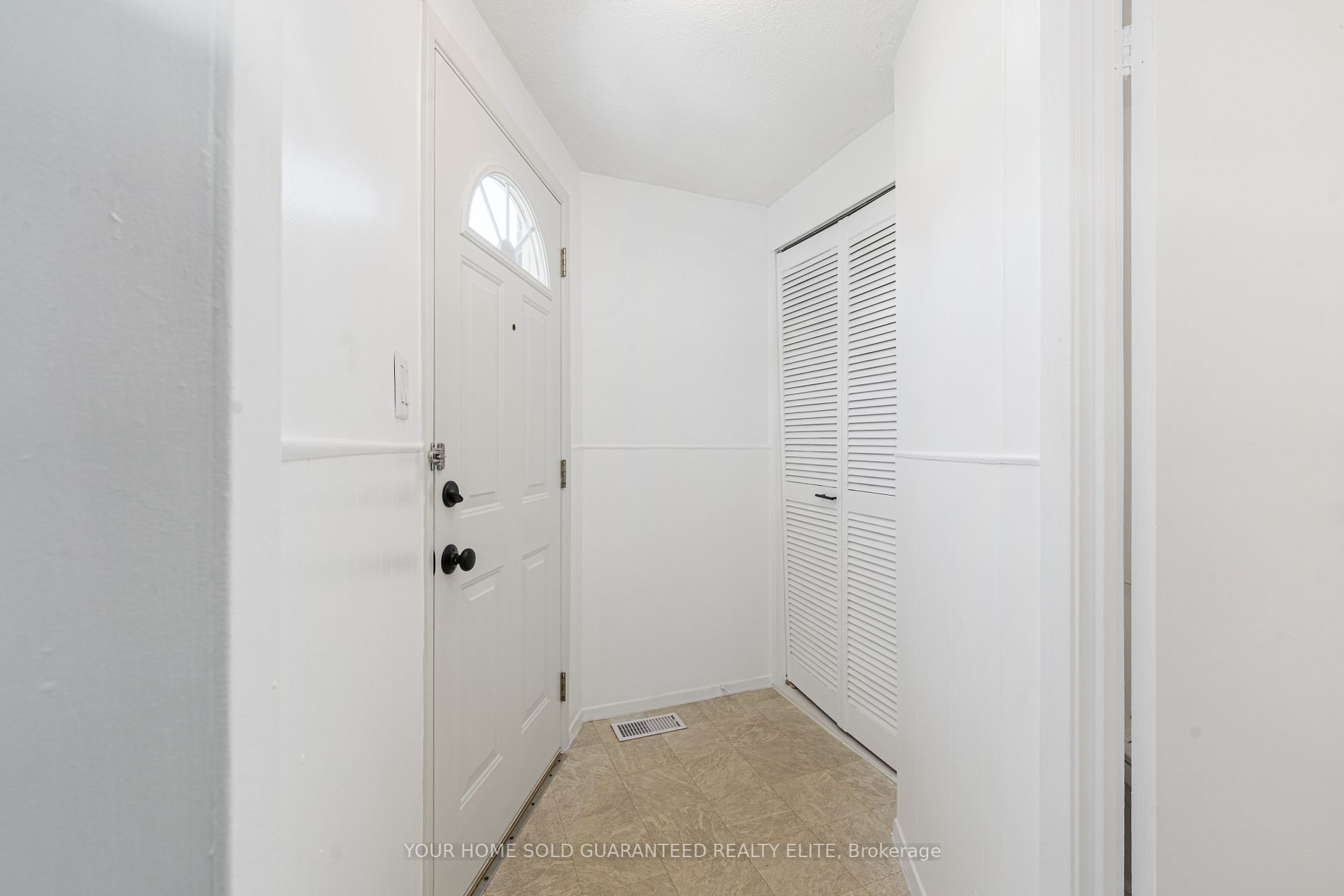 5982 Dunn St, #9