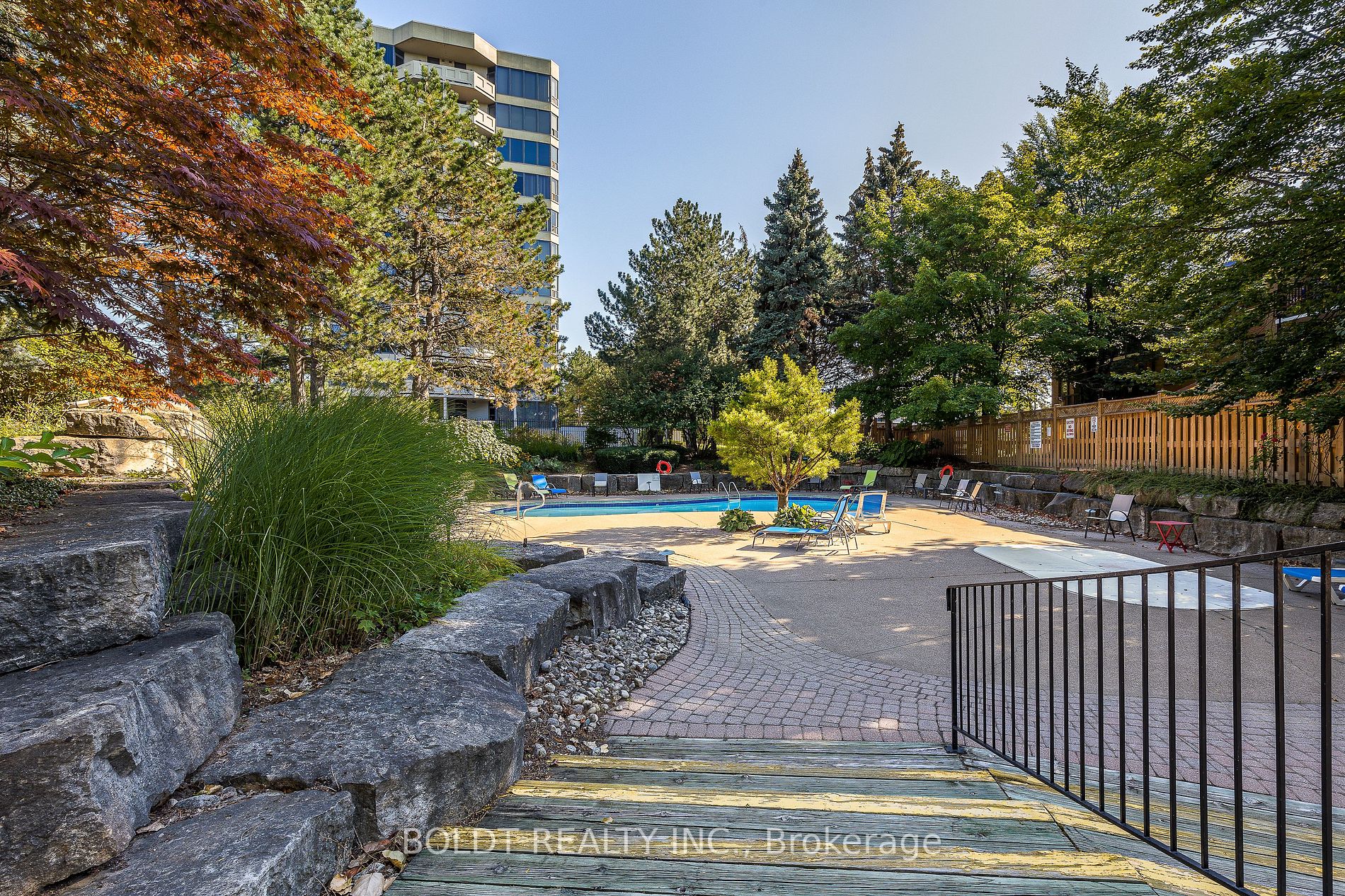 81 Scott St, #307