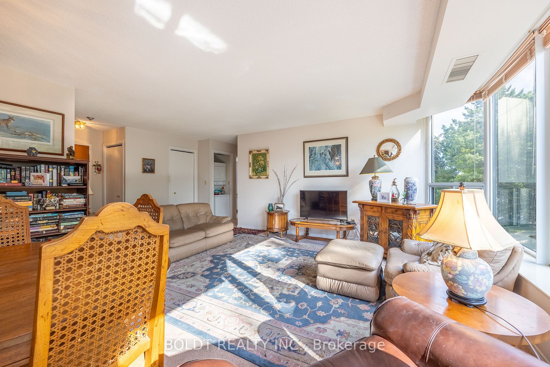 81 Scott St, #307