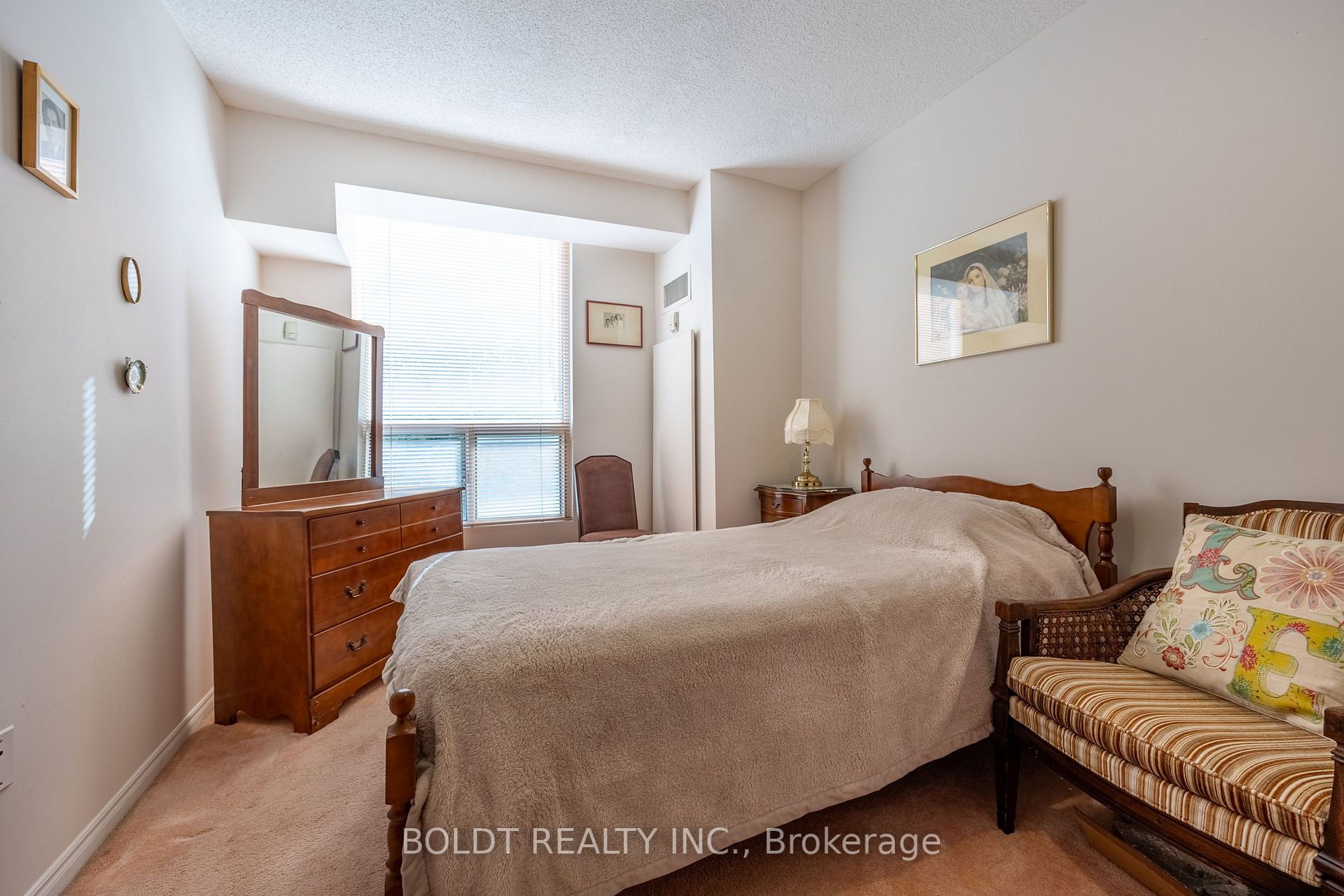 81 Scott St, #307