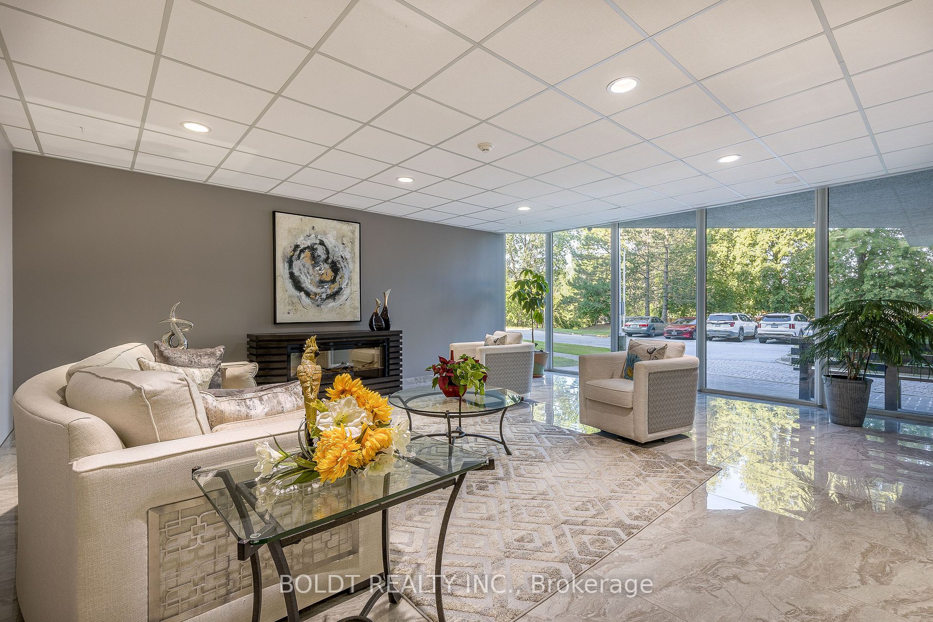 81 Scott St, #307
