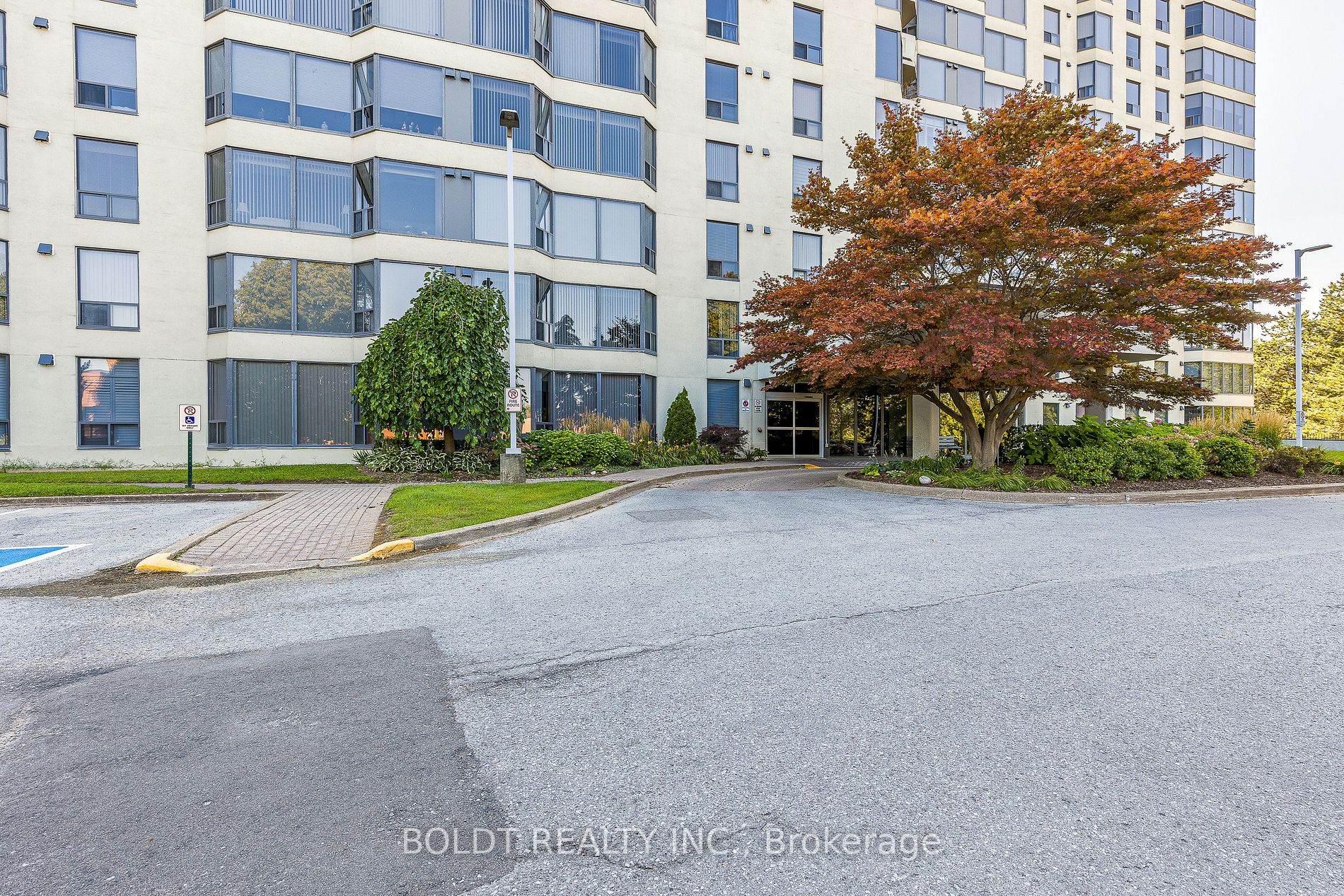 81 Scott St, #307