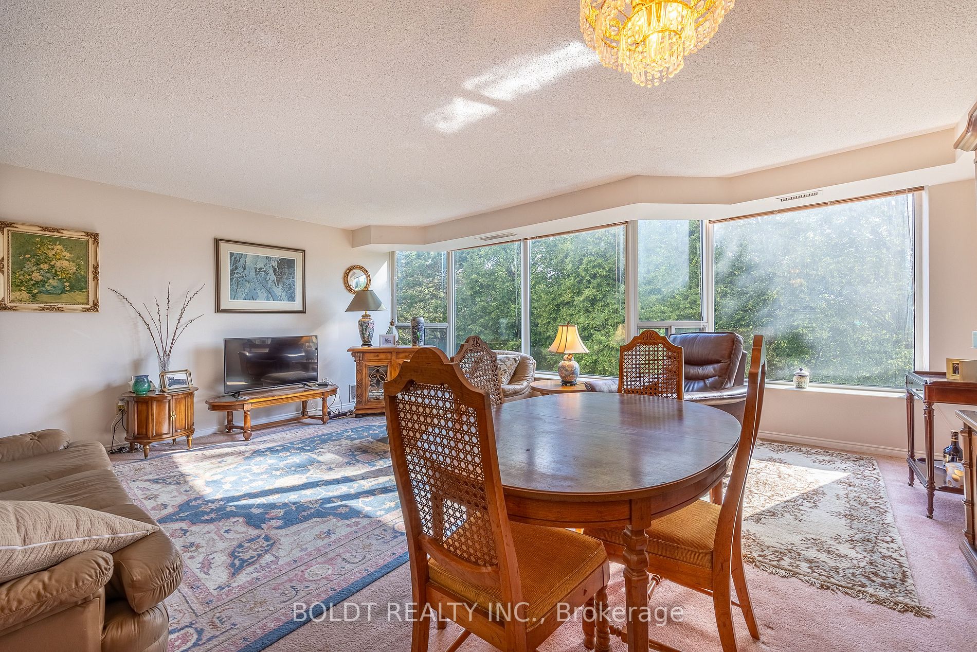 81 Scott St, #307