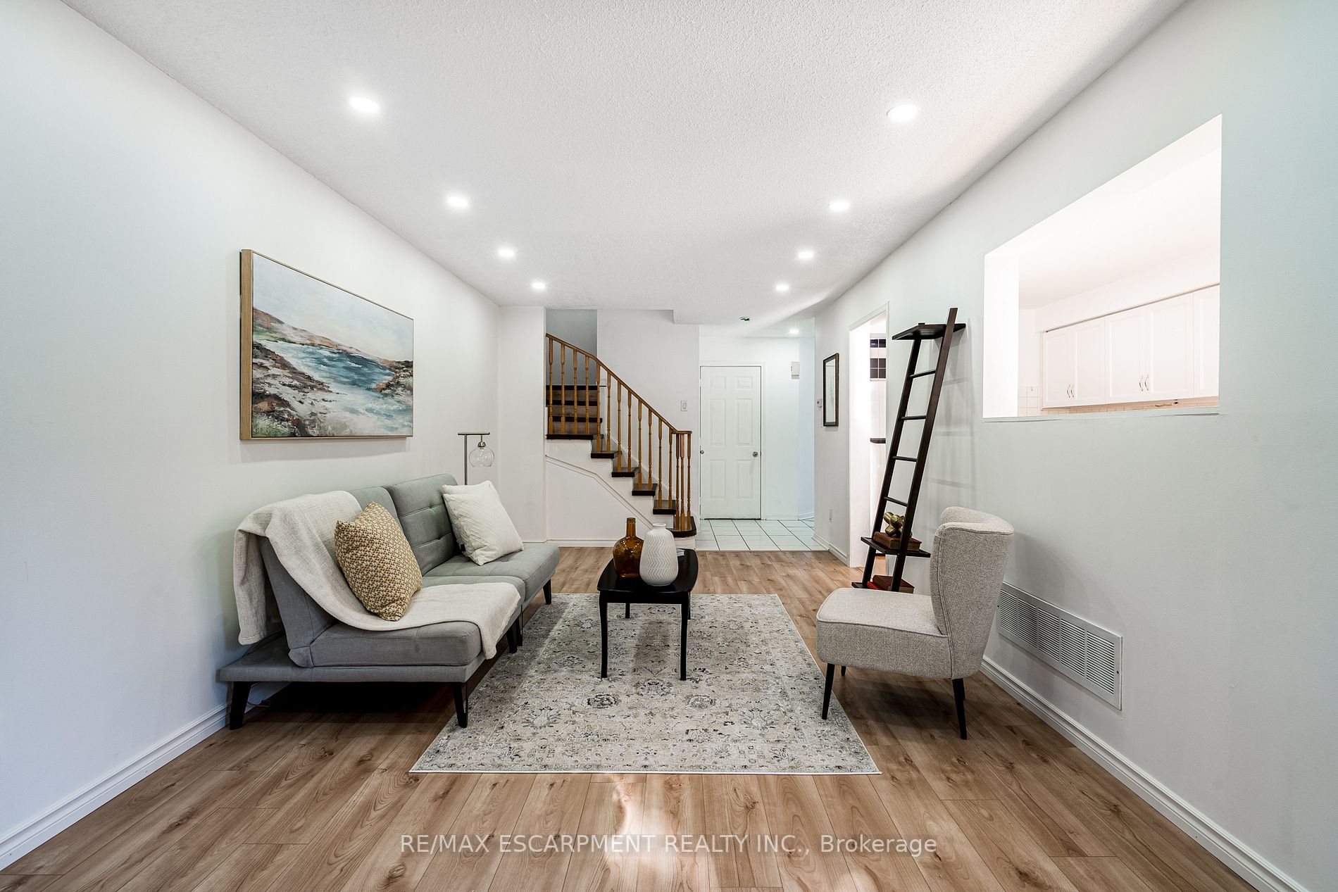 2 Huntingwood Ave, #24